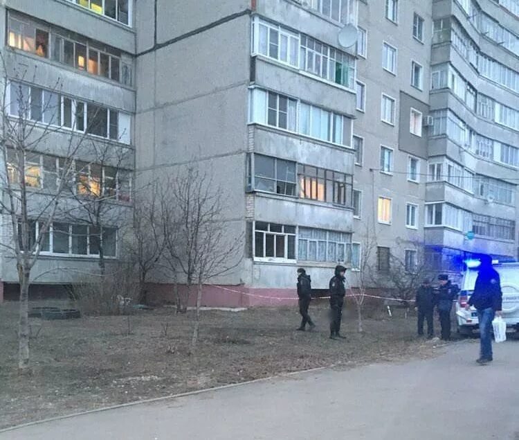 Дом новости 10.03 2024. Женщина выпала с балкона. Ленск выпал с девятого этажа.