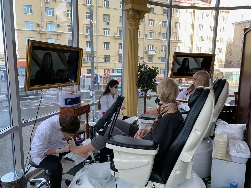 Студия ленина 1. Офис лены лениной. студия лены лениной москва шангал. студия лены лениной в щёлковская метро. главный офис лены лениной контакты.