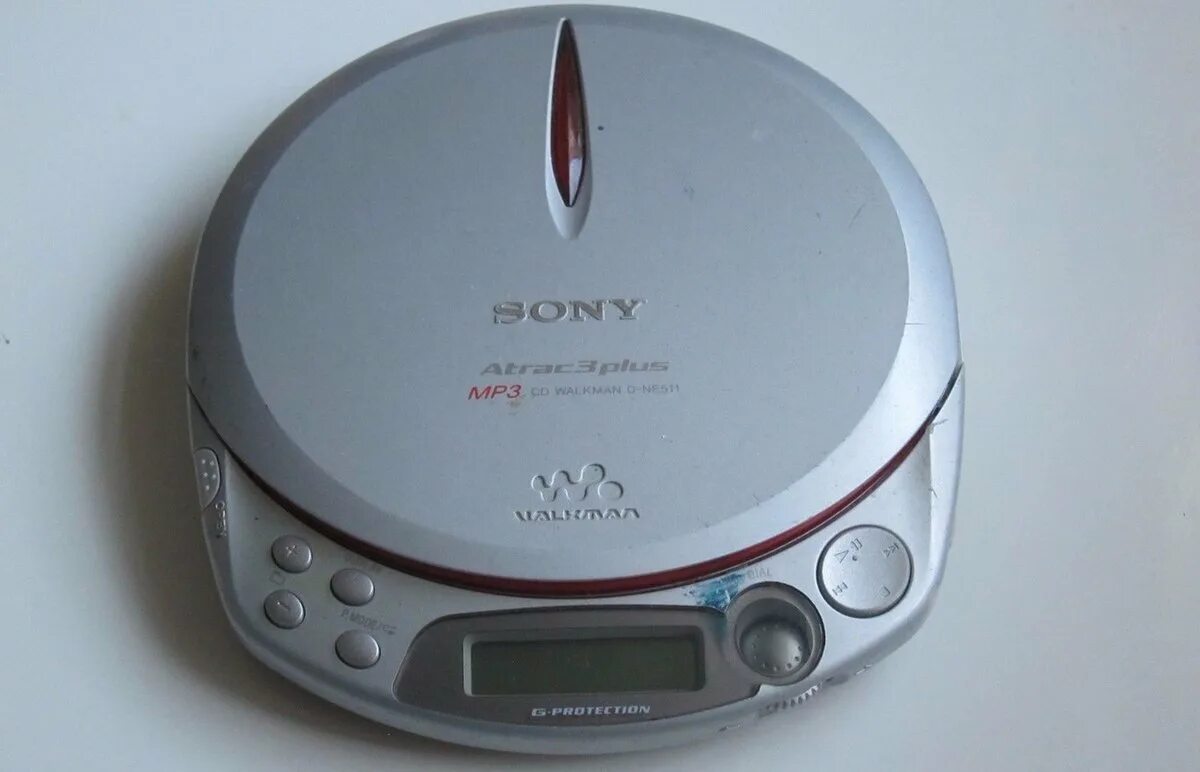 Pictures mp3. Сони Волкман Дискмен. Sony d-151 Discman. Sony Walkman CD. Sony Walkman CD Player.