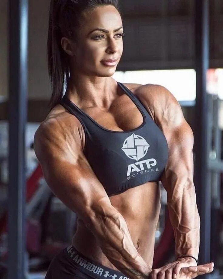 Манон вердж. Mildly muscular women think they're gods know your place. Mildy muscular woman think they're gods. Девушка и фитнес. Brooke ence.