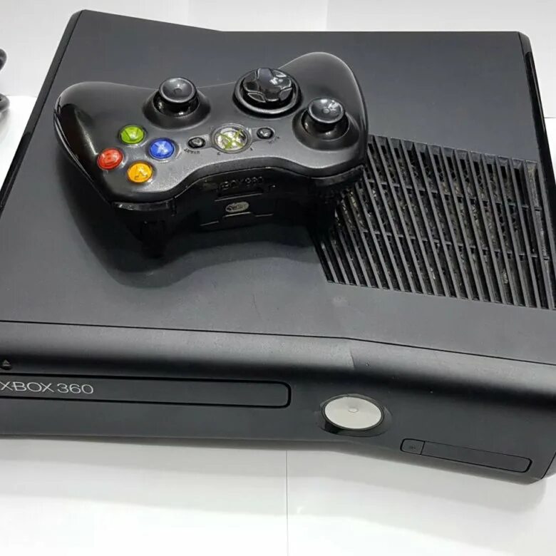 Приставка хбокс 360. Игровая приставка Xbox 360. Xbox 360 за 4.000. Икс бокс 380. Xbox 360 купить авито