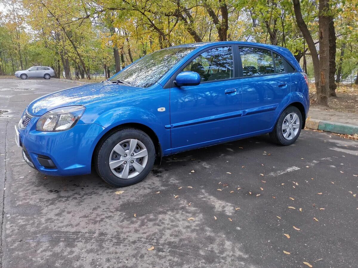 Рио хэтчбек 2011. Kia Rio II Рестайлинг 2011. Kia Rio 2 хэтчбек. Kia Rio II Рестайлинг. Kia Rio 2 Рестайлинг хэтчбек.