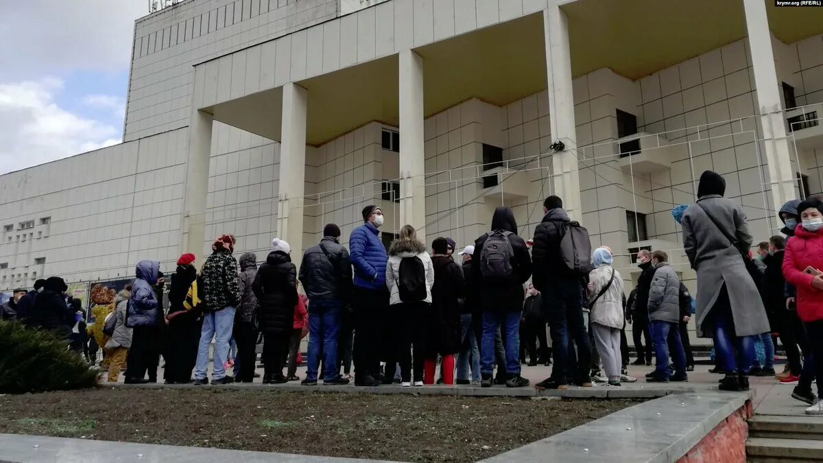 Митинг в Симферополе 26 февраля 2014 года. Митинг в симферополе