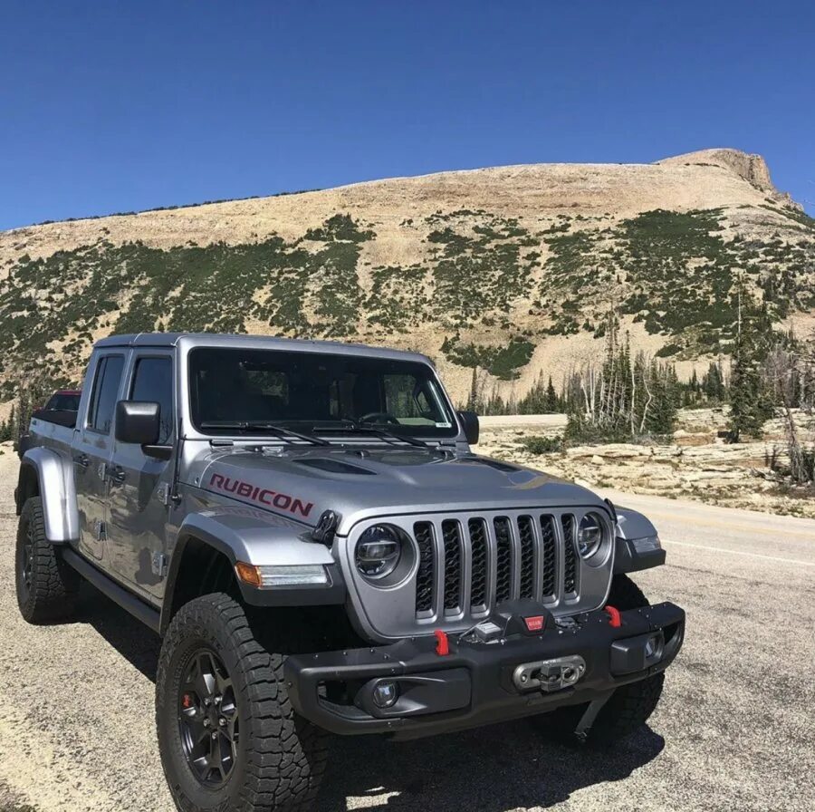 Альфа рубикон. Jeep Wrangler Rubicon Gladiator. Jeep Gladiator Rubicon 2021. Jeep Gladiator 2018. Jeep пикап 2022.