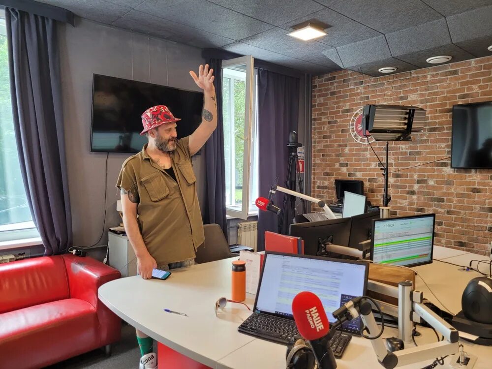 Программа подъемники. Программа подъемники. Наше радио спб ведущие. Программа подъемники. Таня борисова радио 7.