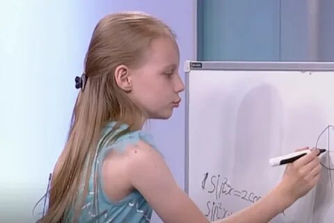 Алиса обучается