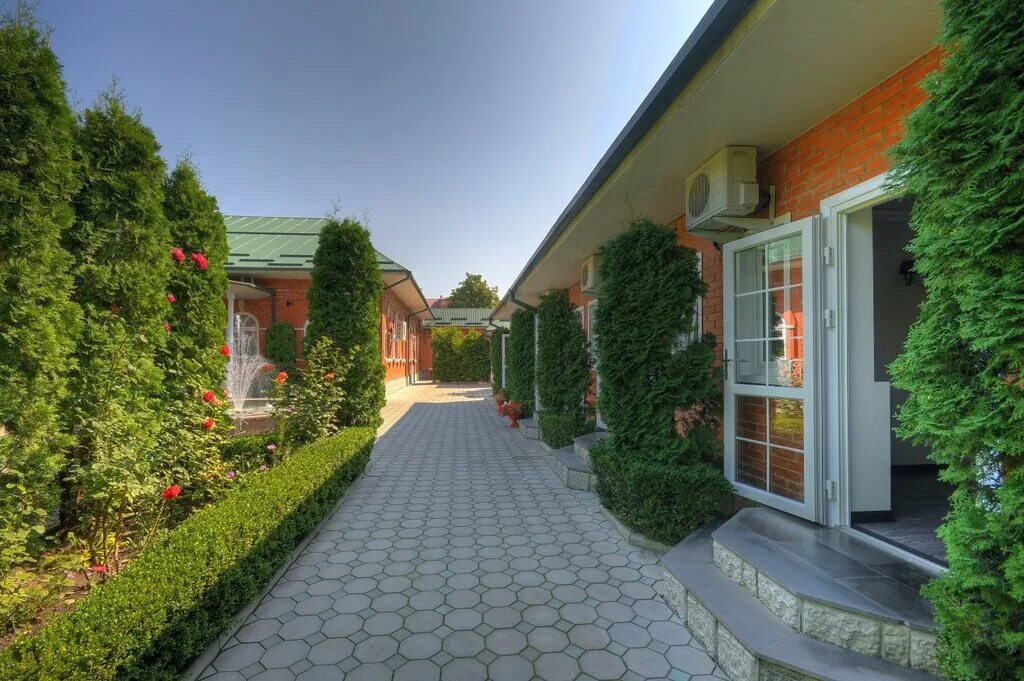 Проспект доватора 97 владикавказ. Ай душа ресторан владикавказ. Доватора 8 владикавказ. Владикавказ ул доватора 8. Проспект доватора 8 владикавказ.