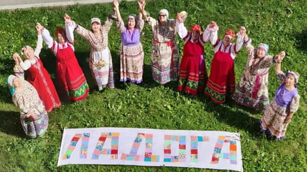 хороводы шествия. хороводы россии. игра хоровод. начался хоровод. игровой хоровод.