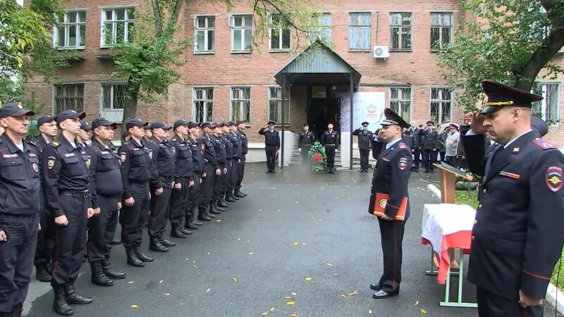 Полк полиции ППС Екатеринбург. 14 УМВД Екатеринбург. Полк ППСП Екатеринбург хрустальная. Полк ППСП УМВД. Екатеринбург номер полиции отдела