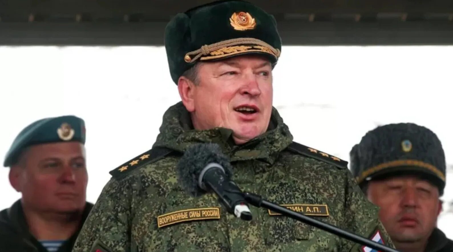 Командующий московским военным округом 2024 кого назначили. Лапин командующий ЦВО генерал. Командующий ЦВО 2022 Лапин.