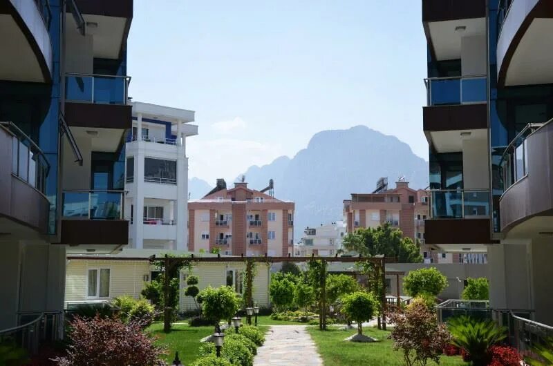 Afra hotel antalya. Анталия коньяалты отели. Отели коньяалты. Апарт-отель "вертикаль we&i". Онкель резиденс анталия.