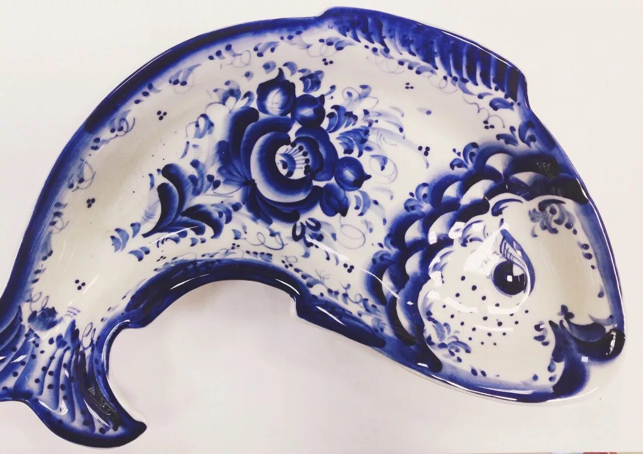 изделия гжельской росписи. д гжель. цветная гжель. конфетница "лебедь" гжель речицкий завод. д гжель.