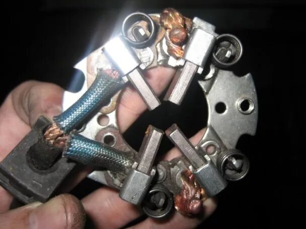Щетки на чери как снять Новые дворники Chery Amulet, 1,6 л, 2007 года аксессуары DRIVE2