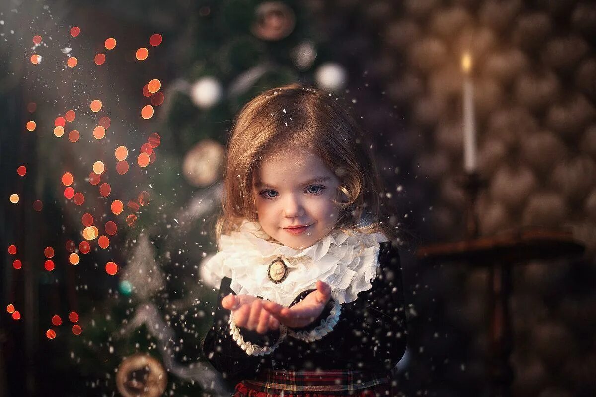 Новогоднее чудо. Реклама мечталлион. Билеты на новый год. Чудеса под новый год. Мечталионн на новый год.