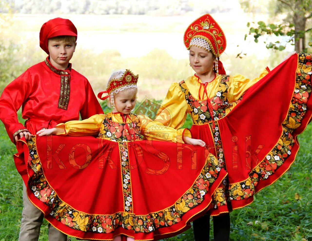 Русский костюм для детей. Дети в национальных костюмах. Детские национальные костюмы. Русские народные костюмы для детей.