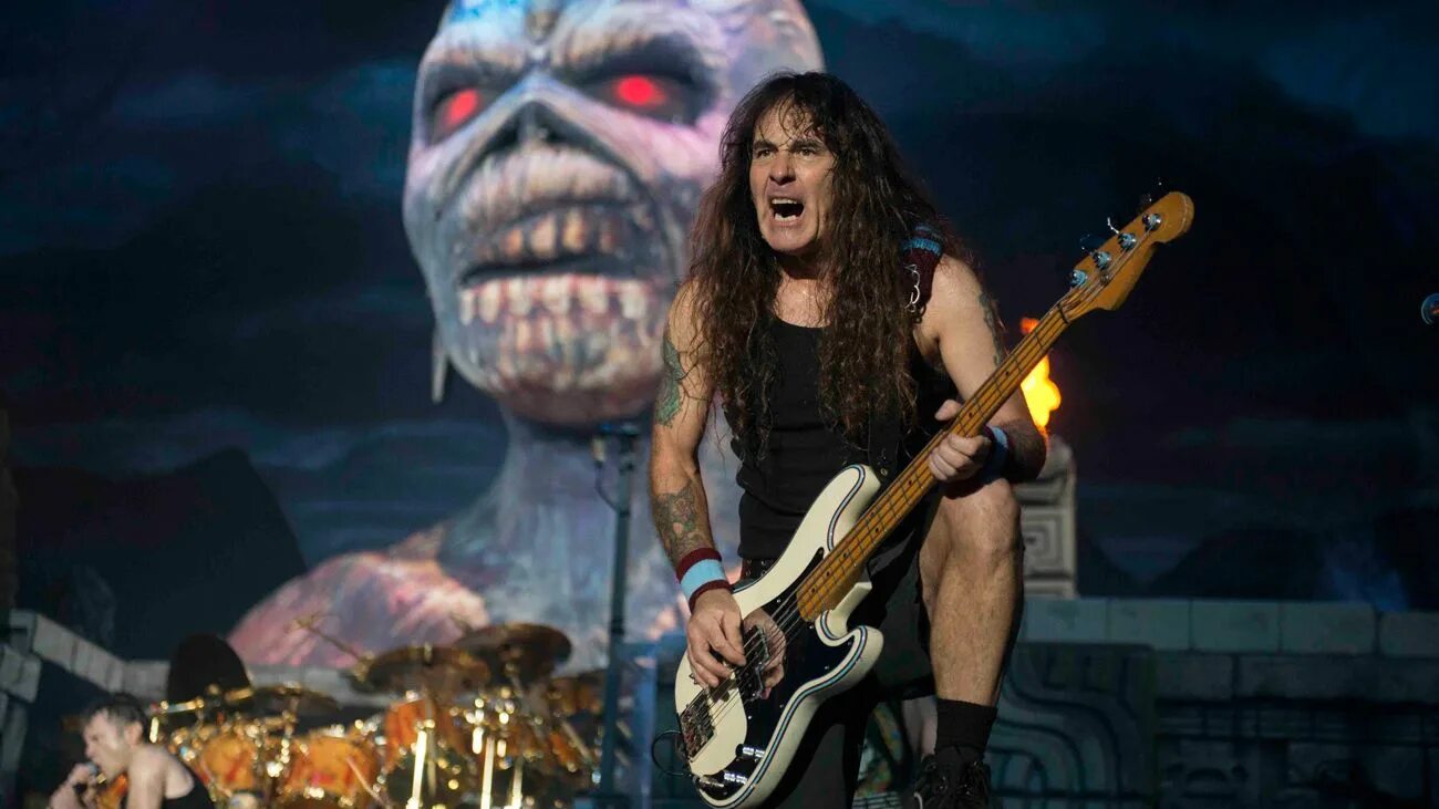 Группа iron maiden клипы. Группа iron maiden. iron maiden фото группы. стив харрис iron maiden 2017. группа iron maiden эдди.