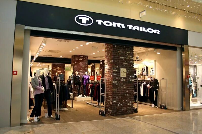 Tom tailor витрина. Tom tailor 63576. Tom tailor магазин. Том тейлор магазин. Tom tailor одежда.