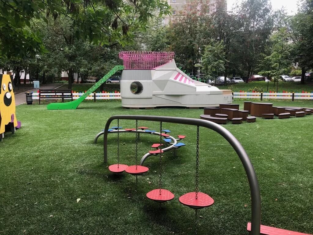 Площадка ясенево. Парк ясенево. новый парк в ясенево.