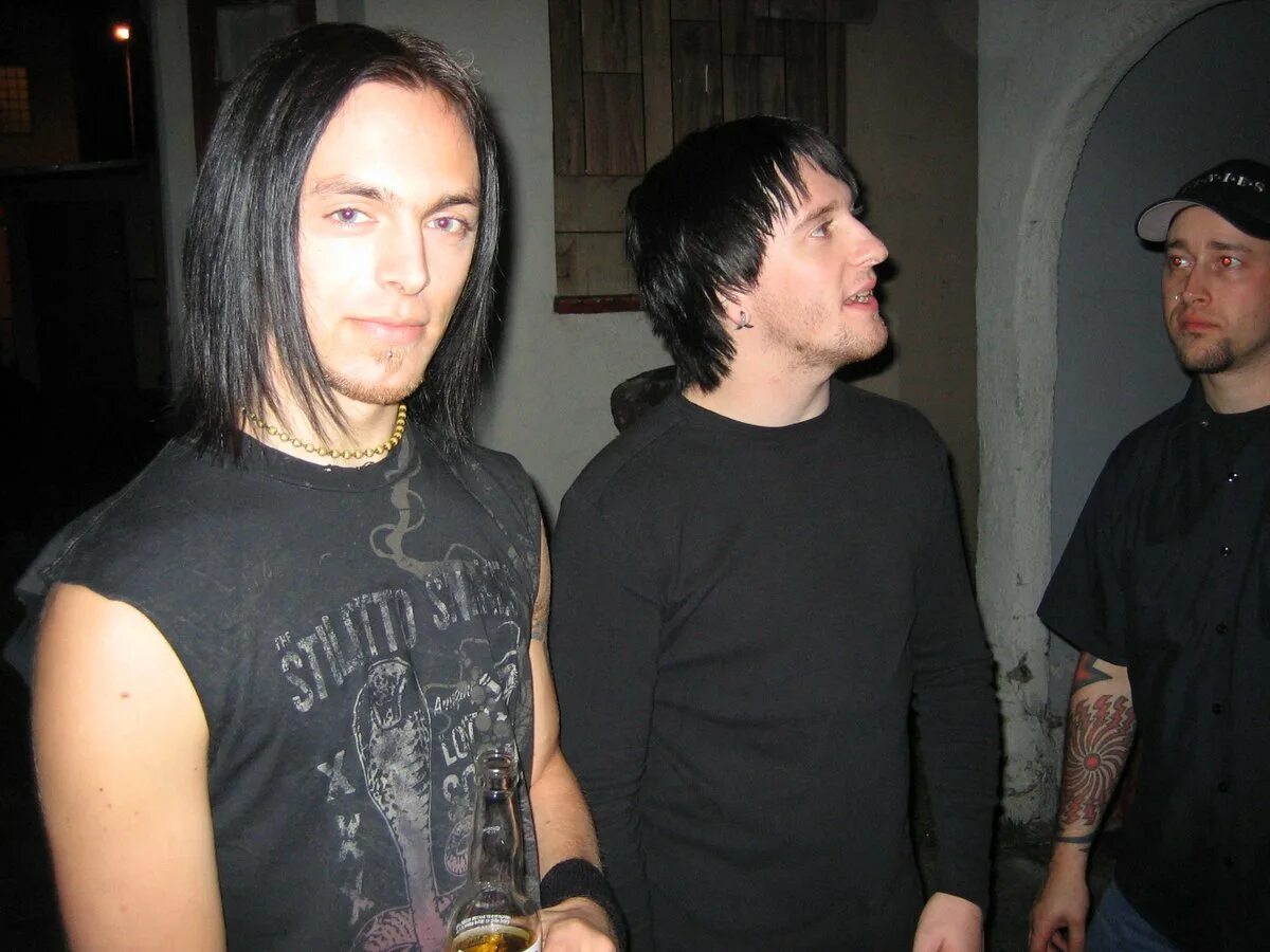 Hate bullet. Bullet for my valentine. bullet for my valentine all these things. группа bullet for my valentine. bullet hate.
