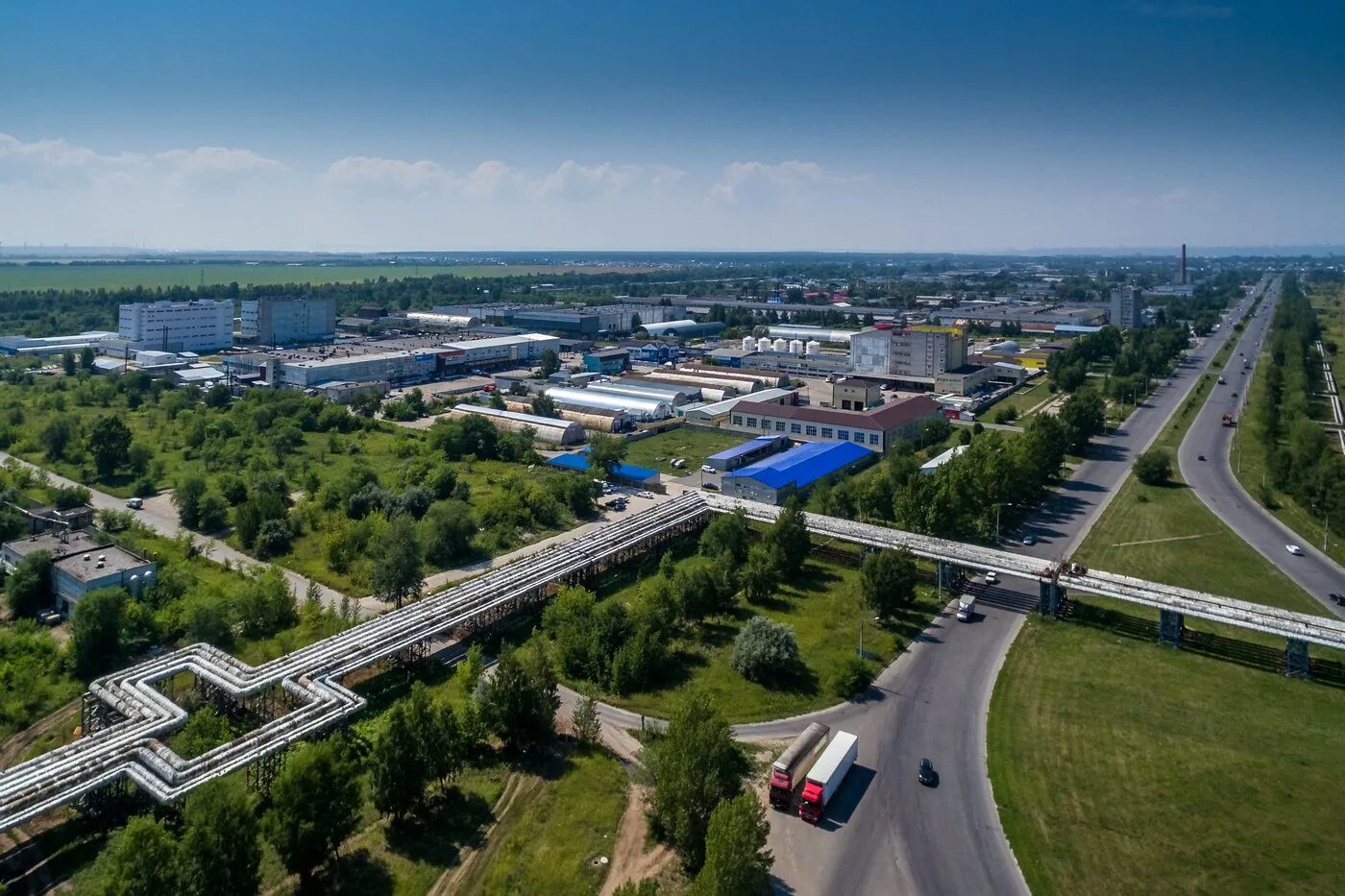 Верен пром. Промзона Ульяновск. Промышленность Ульяновска. Завод Авиастар. Ульяновск с высоты.