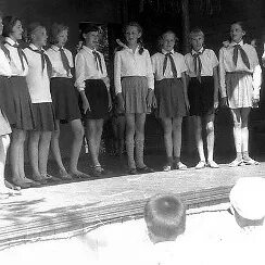 лагерь солнечный института гидропроект пионерский. пионерский лагерь солнечный московская область госплана ссср. пионерский лагерь ссср заброшенный лагерь. пионерский лагерь солнечный дулепово. мостовой в ростовской области.