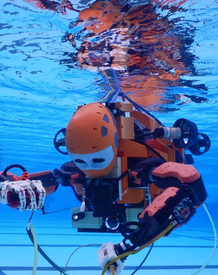 Подводный робот Акванавт. Плавающие роботы. Подводная экстремальная робототехника. Робототехника под водой.