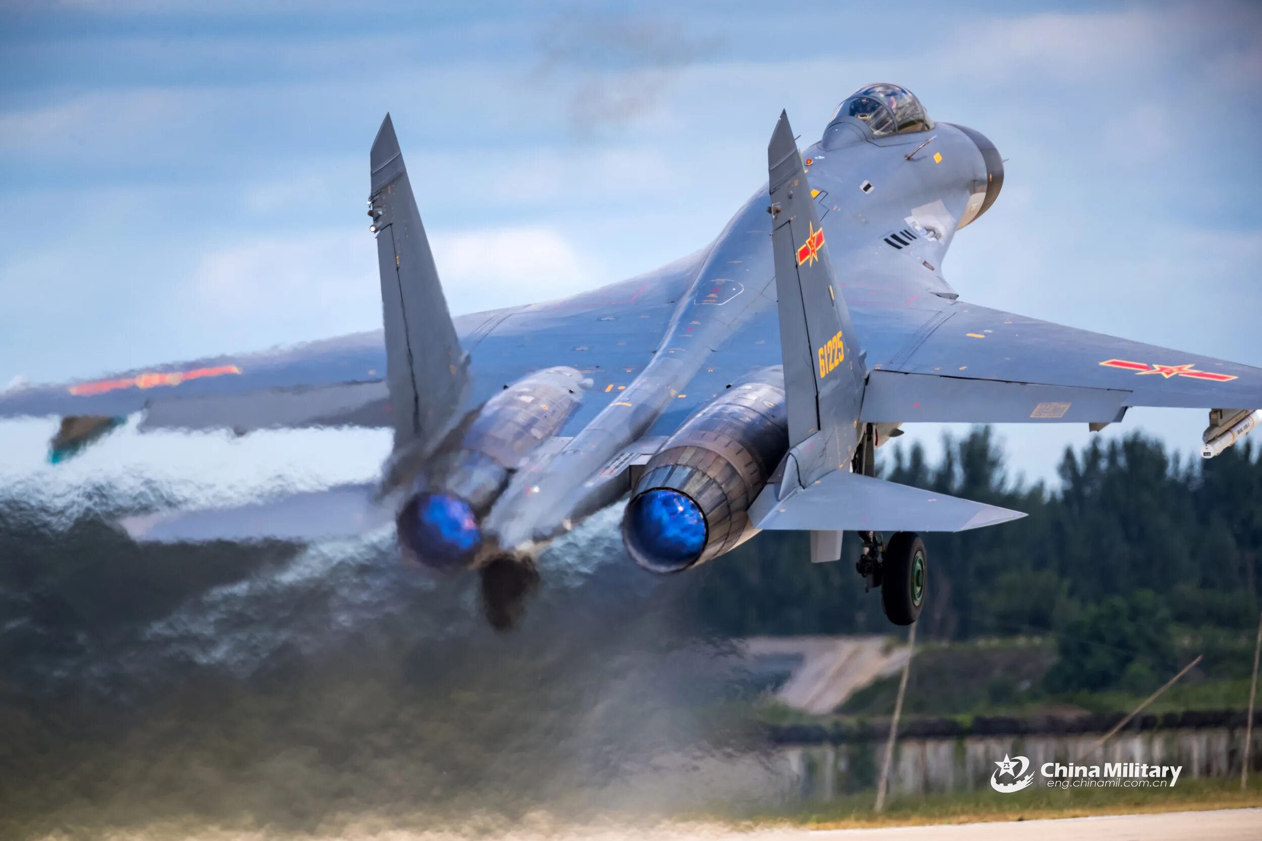 J 11. Shenyang j-11. J-11 китайский истребитель. J-11 истребитель. J-11 истребитель.