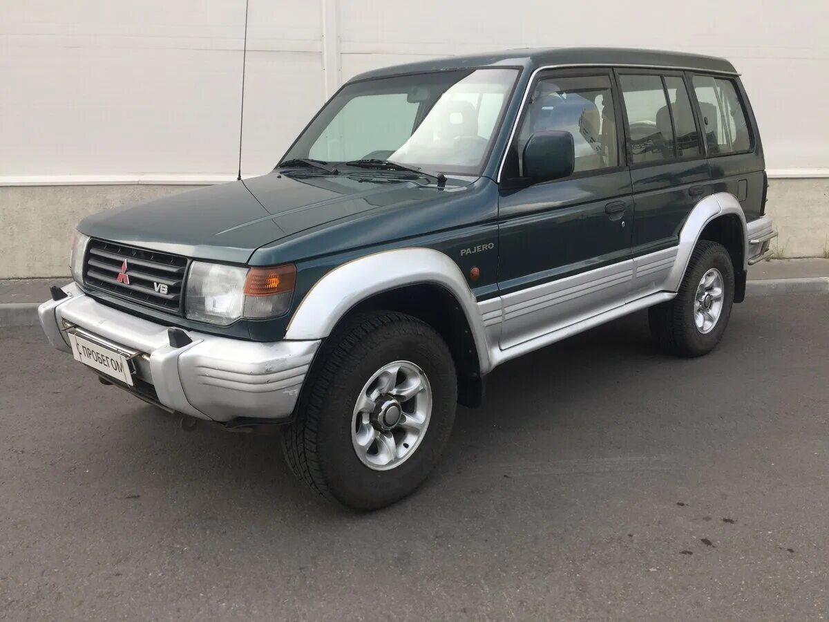 Мицубиси паджеро дизель бу. Mitsubishi Pajero II 1997. Mitsubishi Pajero 1997. Мицубиси Паджеро 1997. Мицубиси Паджеро 2 1997.