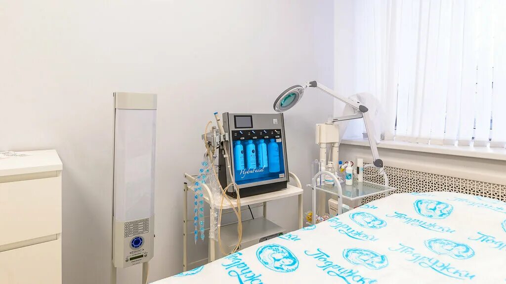 клиника подружки на кутузовской. эндосфера клиника подружки. кабинет перманентного макияжа. кутузовский проспект 34с14 подружки. подружки лазерная эпиляция москва кутузовский.