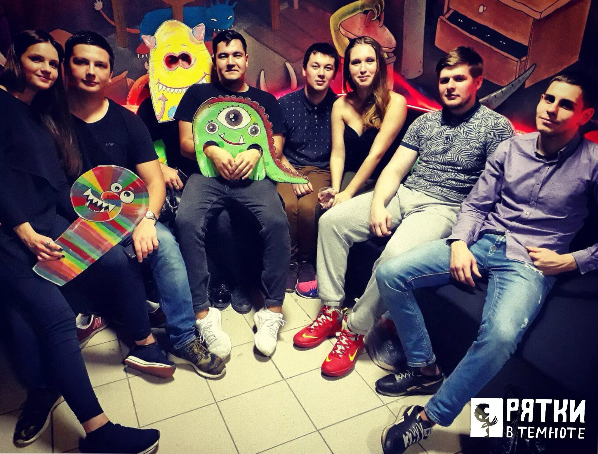Джуманджи квест новосибирск для детей. Квест новосибирске прятки. Квест прятки кемерово. Мослабиринт москва. Квест новосибирске прятки.
