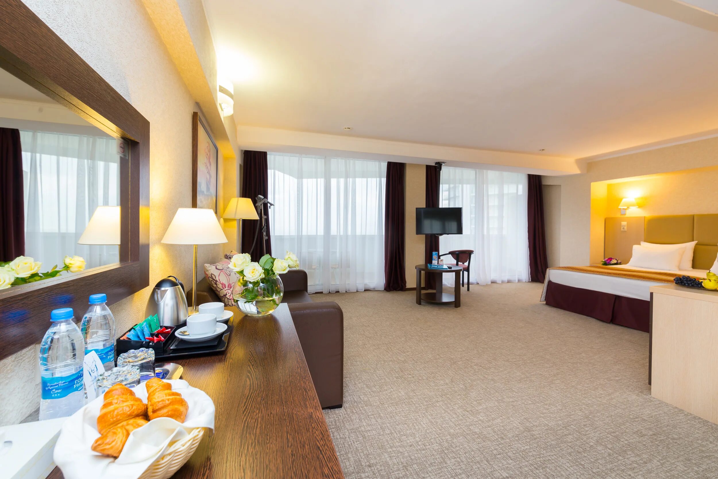 Отель галакси. Сочи отель galaxy hotel congress &amp; spa. россия sea galaxy hotel congress &amp; spa 4* сочи центр, сочи, краснодарский край. си галакси отель конгресс и спа 4 сочи. sea galaxy черноморская ул., 4, сочи.
