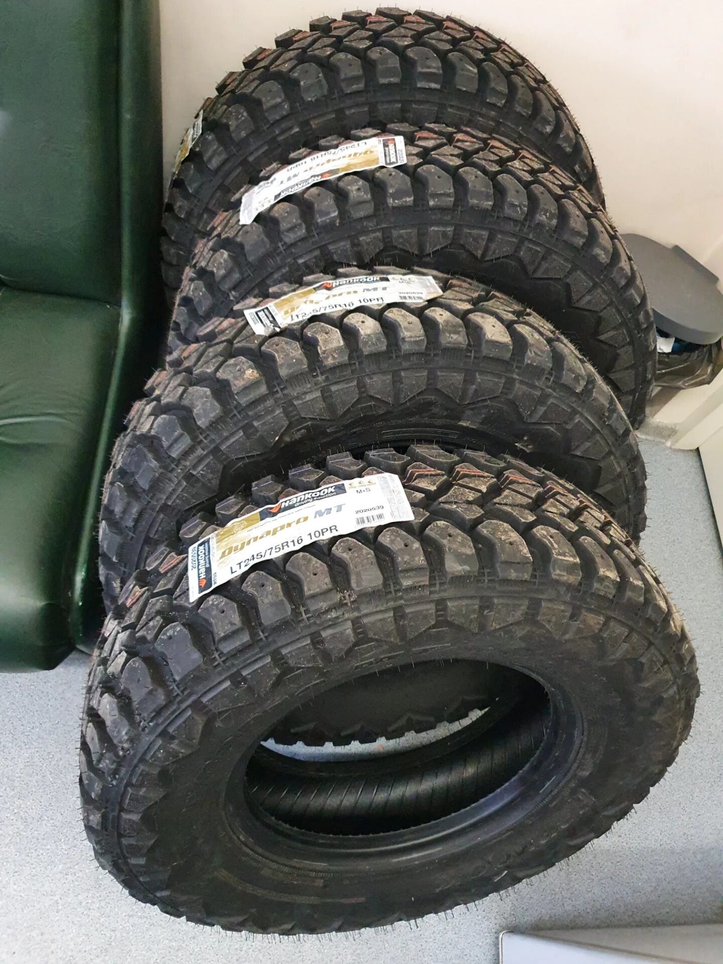 Мт резина 245 75 16. Ханкук Динапро МТ 245 75 r16. Ханкук МТ 245/75/16. Hankook Dynapro MT rt03. 245/75 R16.