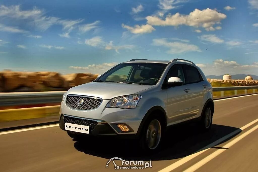 Какой санг енг лучше. SSANGYONG Actyon. Санг енг Актион 2014. SSANGYONG Korando 2013. SSANGYONG Actyon II 2.0 Xdi 4x4.