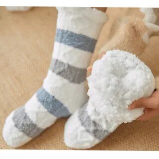 https://tiquinhodecada.com.br/products/thermal-sock-plush-winter-home-warm-slipper-sock-inverno-frio-lan-carneiro-la-ovelha-meia-quentinho-forrada-pelucia-tiquinho-quentinho