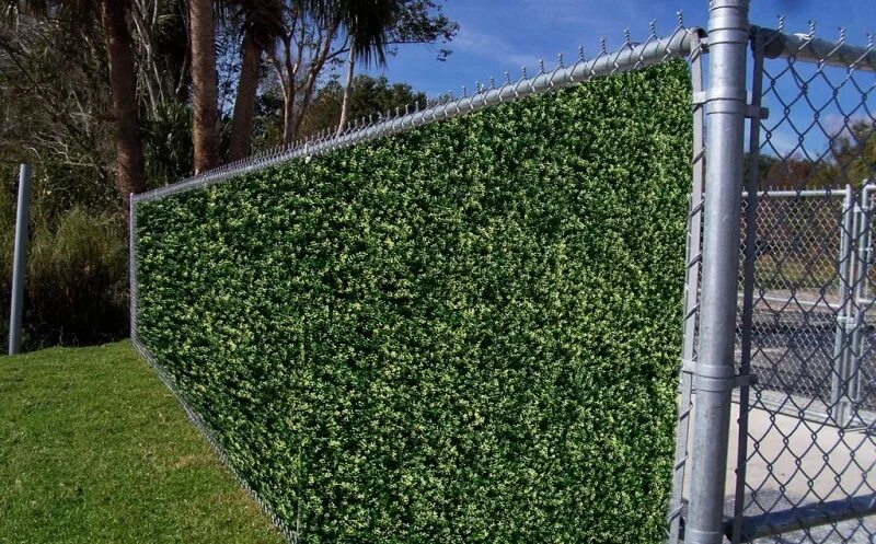 Ограждение склада из сетки рабица с 2 воротами (l=6 м). Сетка для забора. Забор из сетки рабицы. Забор из сетки рабицы. Забор из сетки рабицы.