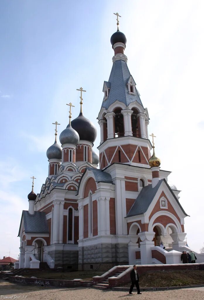 Храм преображения господня бердск. Бердск город преображенский собор. Преображенский собор (бердск). Преображенский кафедральный собор зимой берлск. Кафедральный собор бердск.