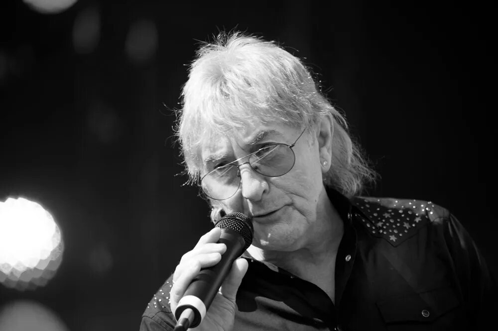 Джон лоутон юрай. John lawton фото. Лоутон. Джон лоутон uriah heep. Джон лоутон юрай.