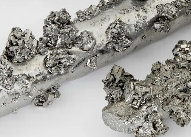 Хром металлический. Элит руда вольфрама. Вольфрам металл. Вольфрам материал. Молибден титан никель.