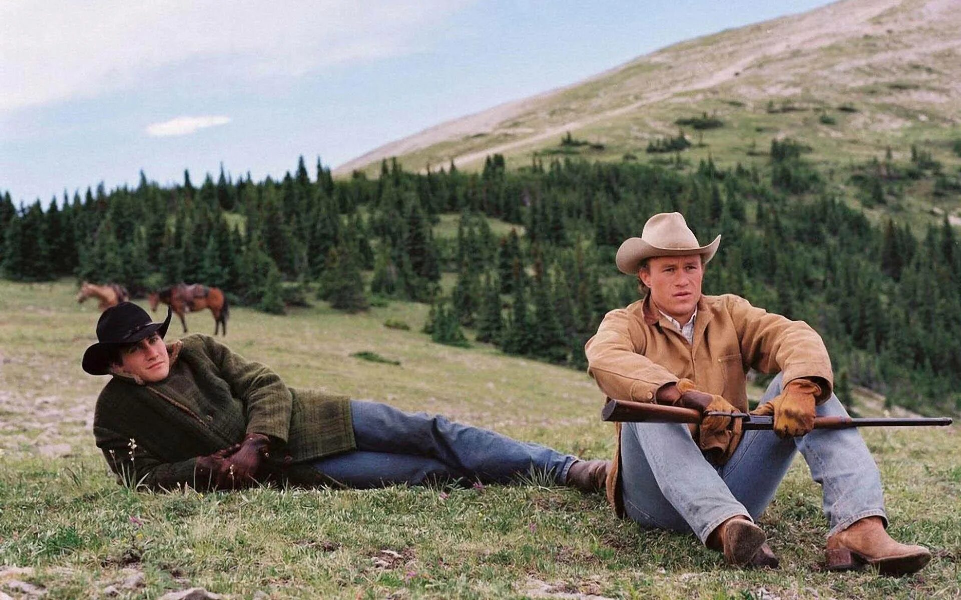 Ковбой в горах. Хит Леджер горбатая гора. Горбатая гора Brokeback Mountain, 2005. Джейк Джилленхол горбатая гора. Джек Твист горбатая гора.