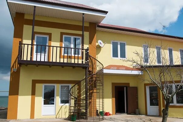 Кучугуры отель сорренто. Вилла соренто кучугуры. Семейный клуб замок кучугуры. Вилла соренто кучугуры. Вилла соренто кучугуры.