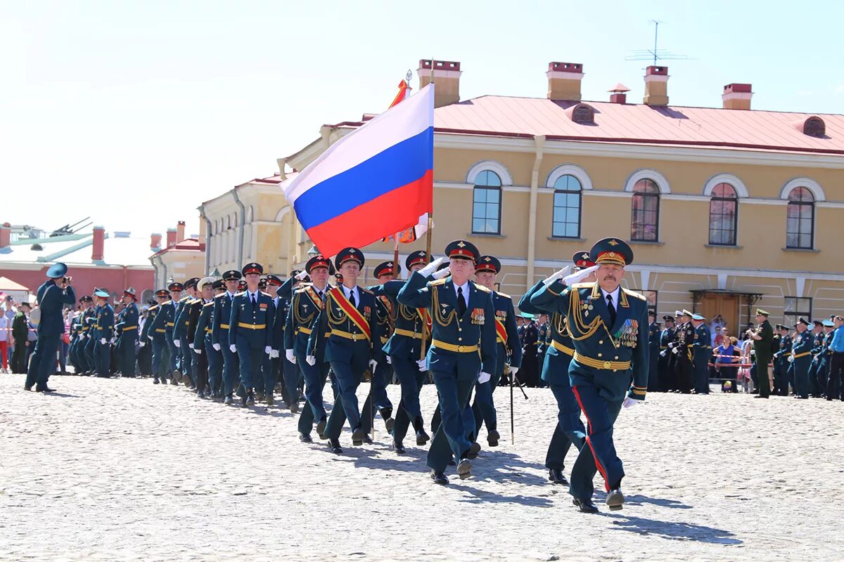 Офицеры военной академии. Военная Академия МТО Санкт-Петербург. Академия Хрулева. Военная Академия МТО Санкт-Петербург выпуск. Питер Академия МТО.