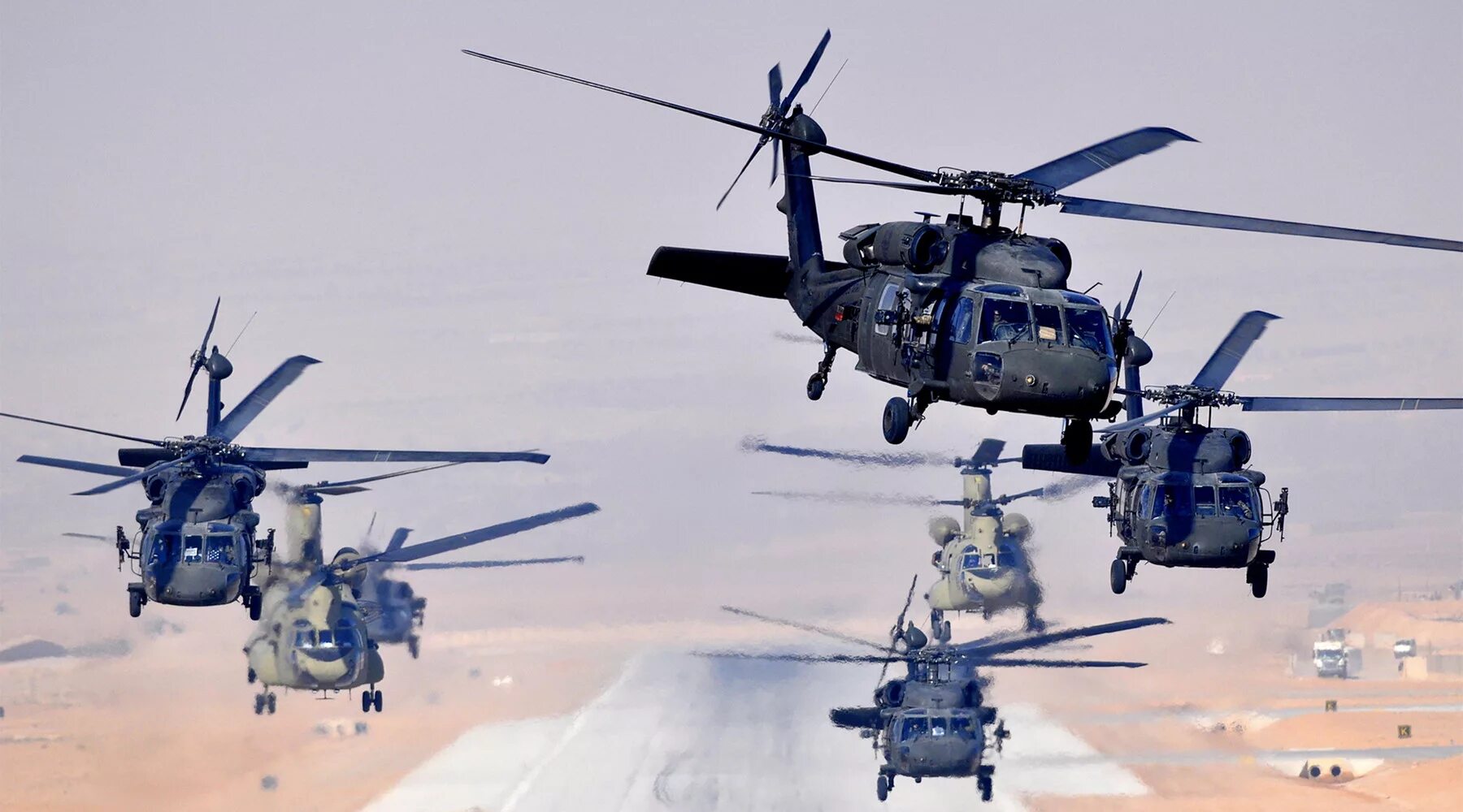 Вертолет перебрасывал отряд тип речи. Вертолет ch-47 chinook черный. ми17 вертолет военный. военный вертолет в небе. военные вертолеты сша.