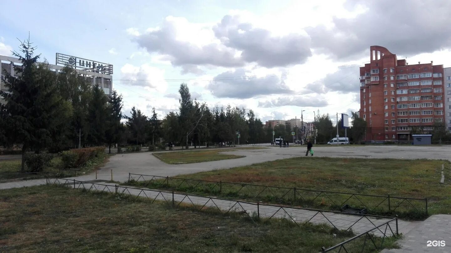 Новаторов дом 1 рязань. Площадь новаторов рязань. Рязань площадь новаторов самолет. Рязань площадь новаторов 3 grass. Новаторов 19 рязань.