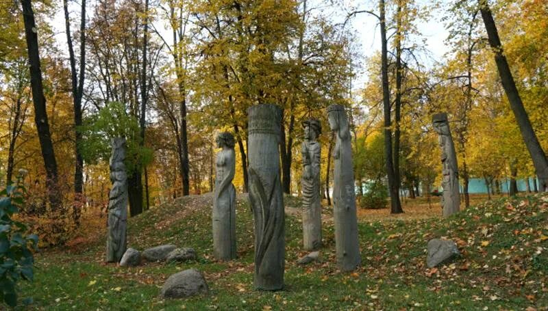 Молодой парк в барановичах. Молодой парк. Фото фонтан барановичи. Молодой парк. Барановичи парк 30 летия влксм.