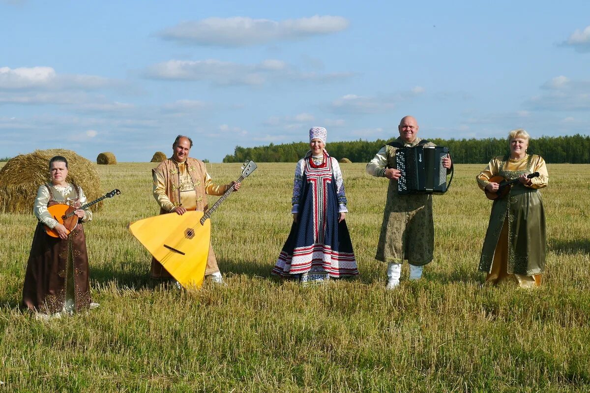 Катураева галина владимировна ансамбль малинка. Ансамбль малинки бийск. Ансамбль малинка шуя. Ансамбль малинка. Ансамбль малинка шуя.