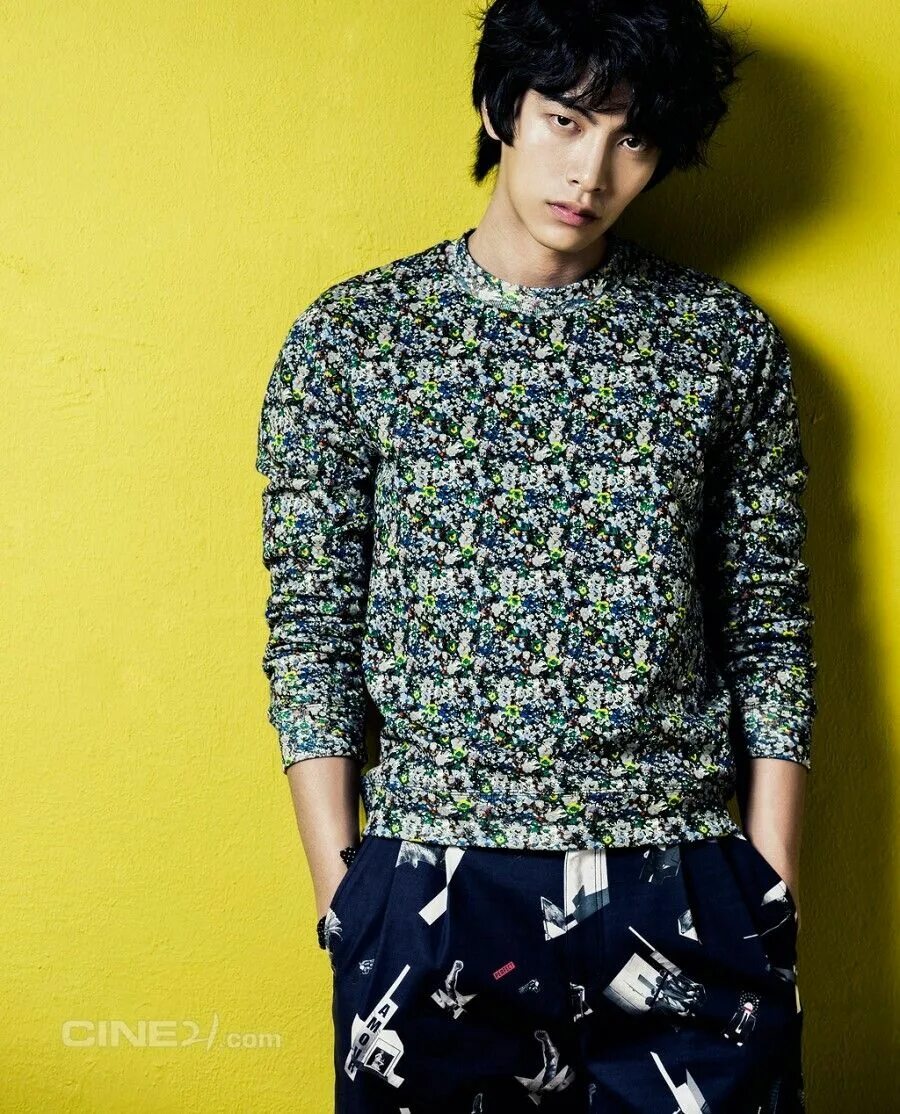 Мин ги. Lee min ki. ли мин ки фото. корейские парни певцы из дарам. lee min ki лежит.