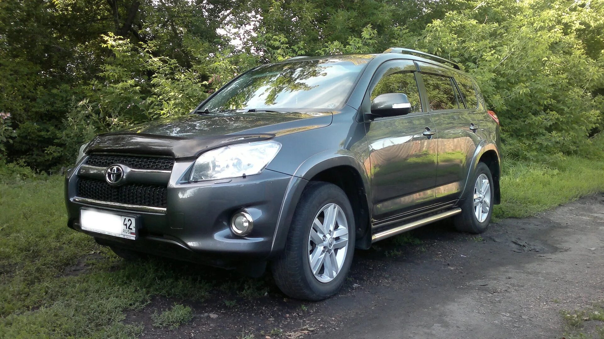 Купить рав 4 в челябинской. Toyota rav4 2010. Рав 4 2010. Тойота рав 4 2010. Toyota rav4 2010-2012.