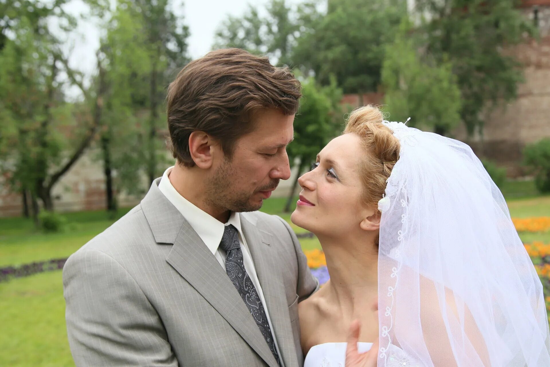 Зеленая карета посвящается. Зеленая карета фильм 2015 постер. Зеленая карета посвящается. Зелёная карета 2015. Андрей мерзликин зеленая карета.