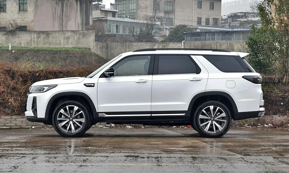 Cs95 plus. Changan cs95. new vnedorojnik новый внедорожник. джип 2025. китаец кроссовер.