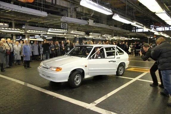LADA Samara. История появления автомобиля: Сколько стоило участие Porsche Почему